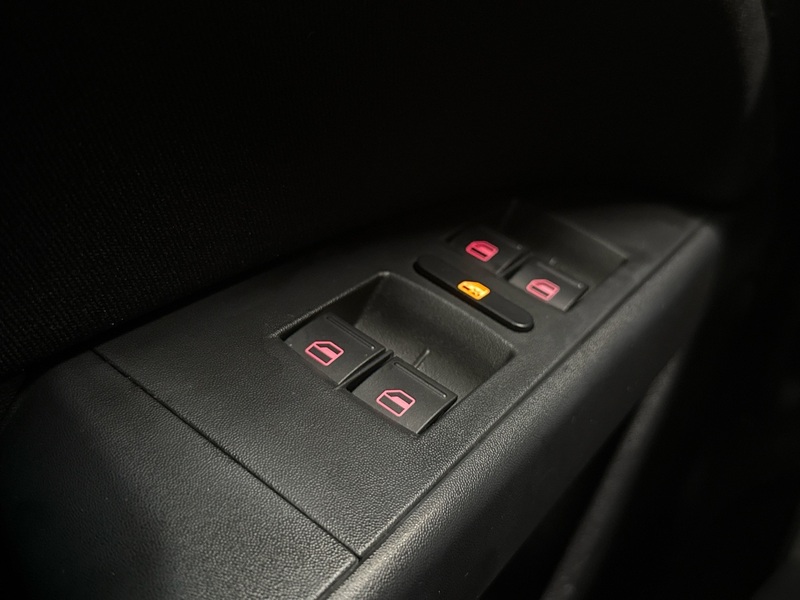 SEAT Leon vaihtoauto