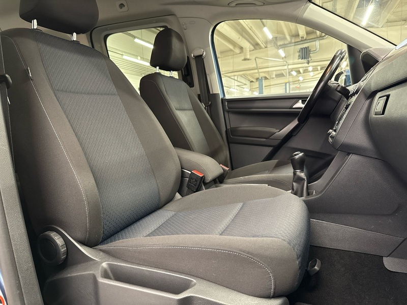 Volkswagen Caddy Maxi vaihtoauto