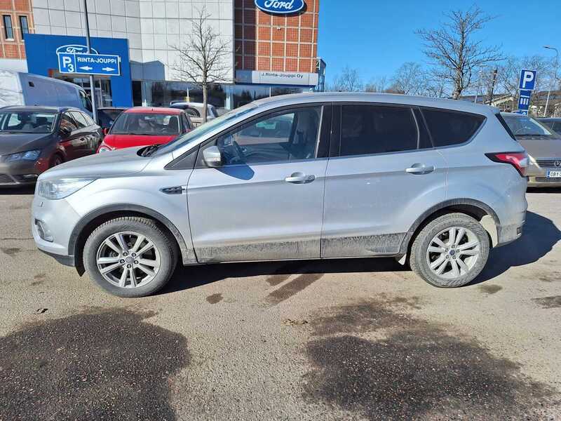 Ford Kuga vaihtoauto