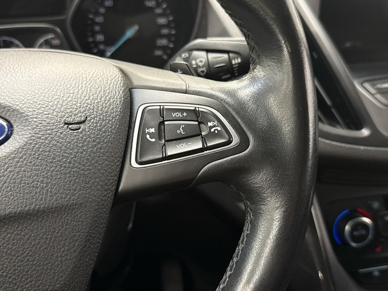 Ford Kuga vaihtoauto