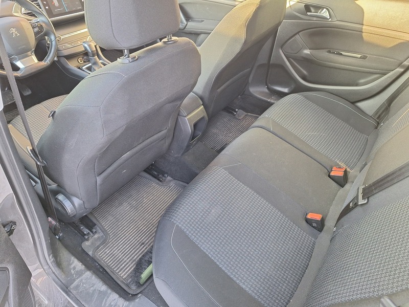 Peugeot 308 vaihtoauto