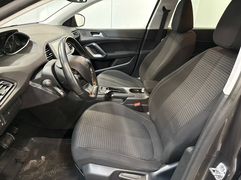 Peugeot 308 vaihtoauto