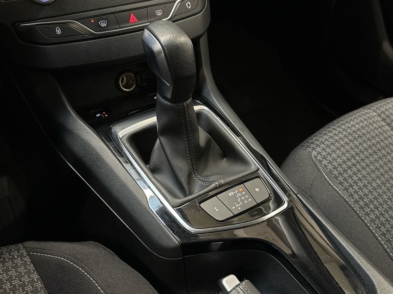 Peugeot 308 vaihtoauto