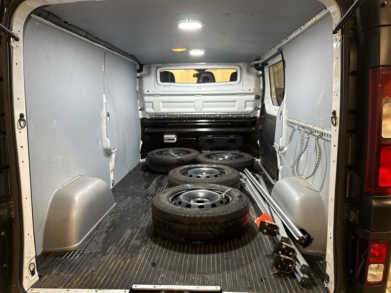 Renault Trafic vaihtoauto