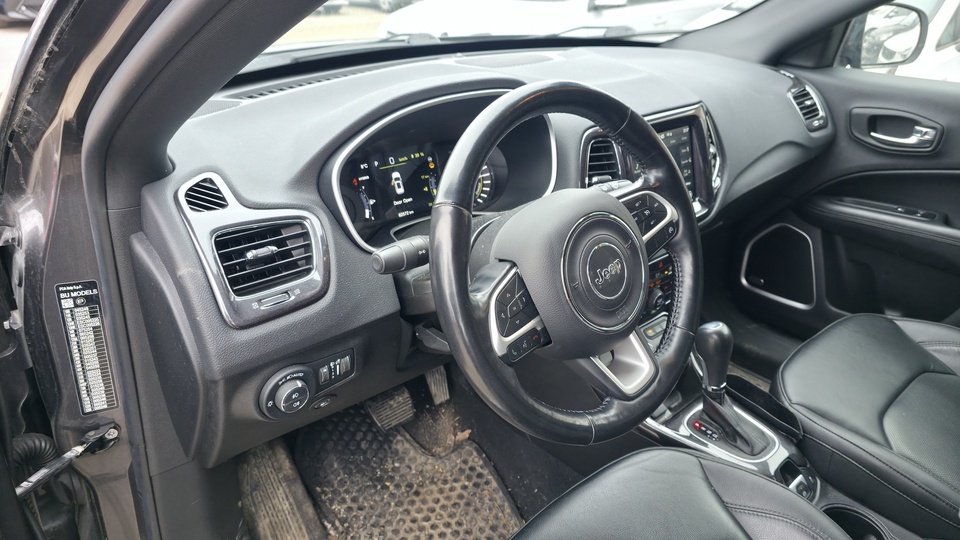 Jeep Compass vaihtoauto