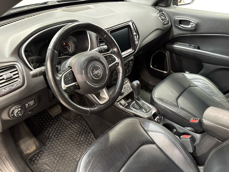 Jeep Compass vaihtoauto