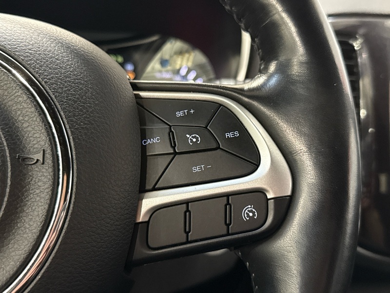 Jeep Compass vaihtoauto