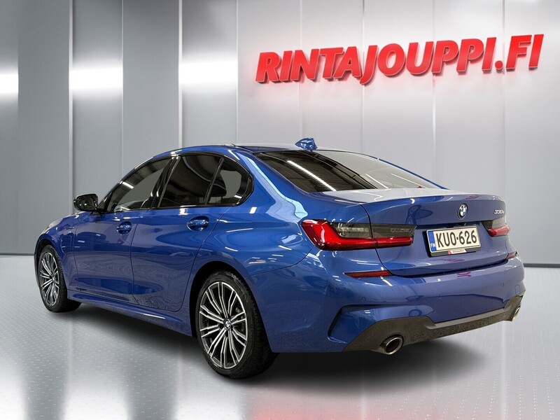 BMW 330 vaihtoauto