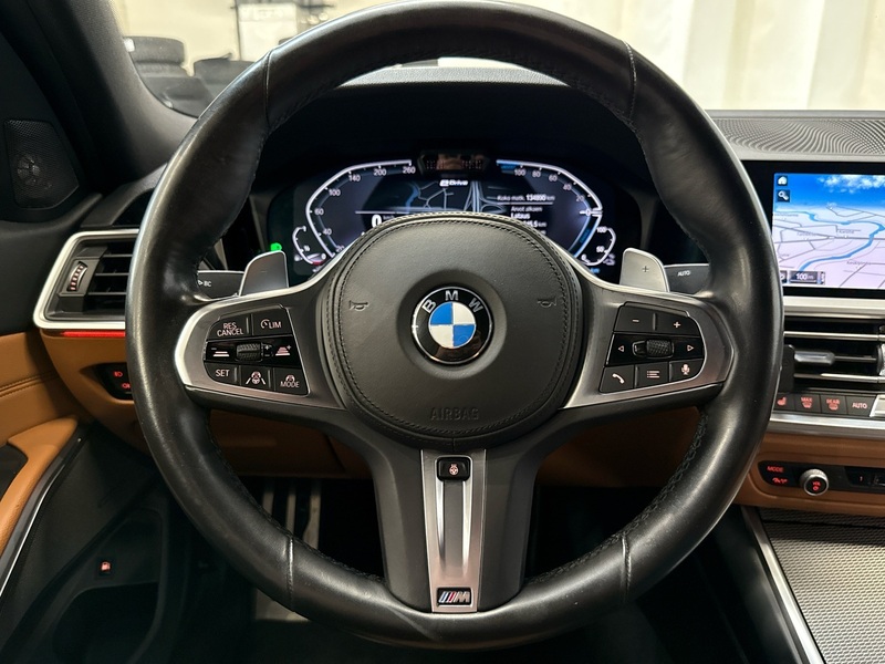 BMW 330 vaihtoauto