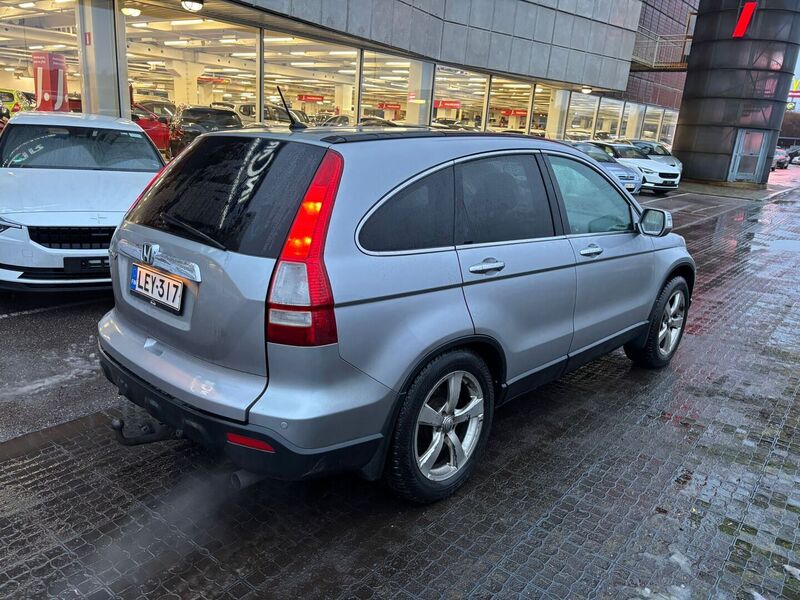 Honda CR-V vaihtoauto