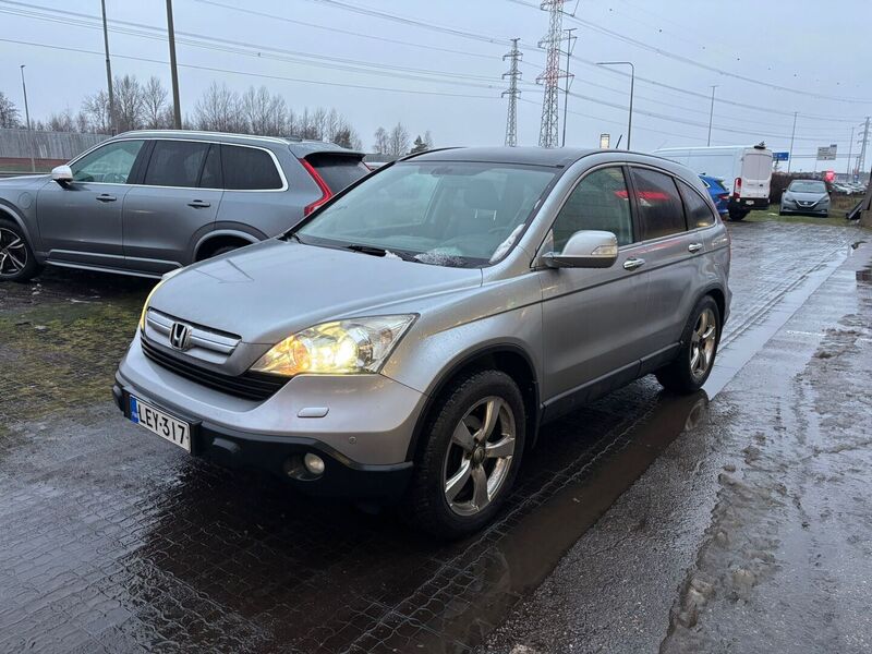 Honda CR-V vaihtoauto