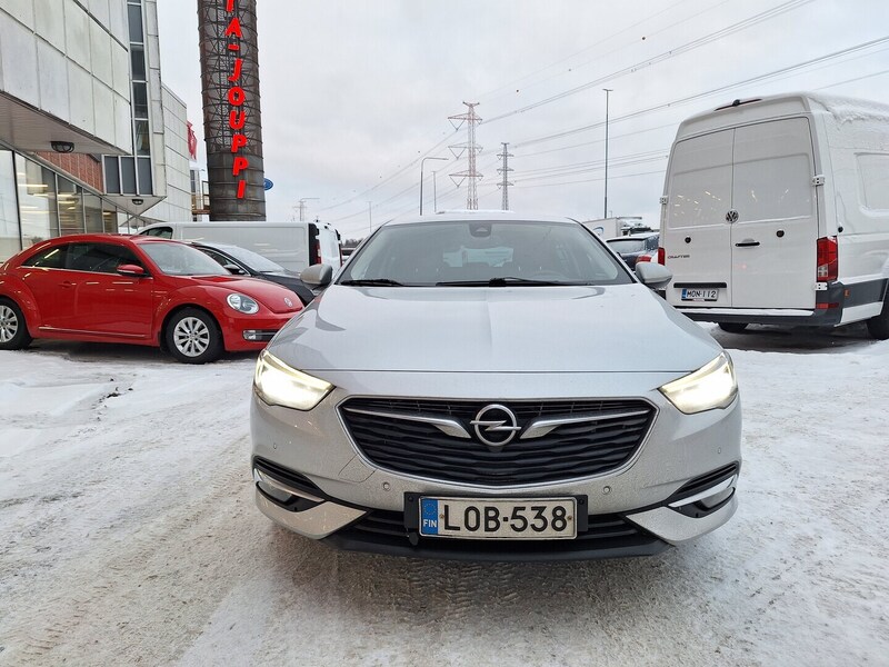 Opel Insignia vaihtoauto