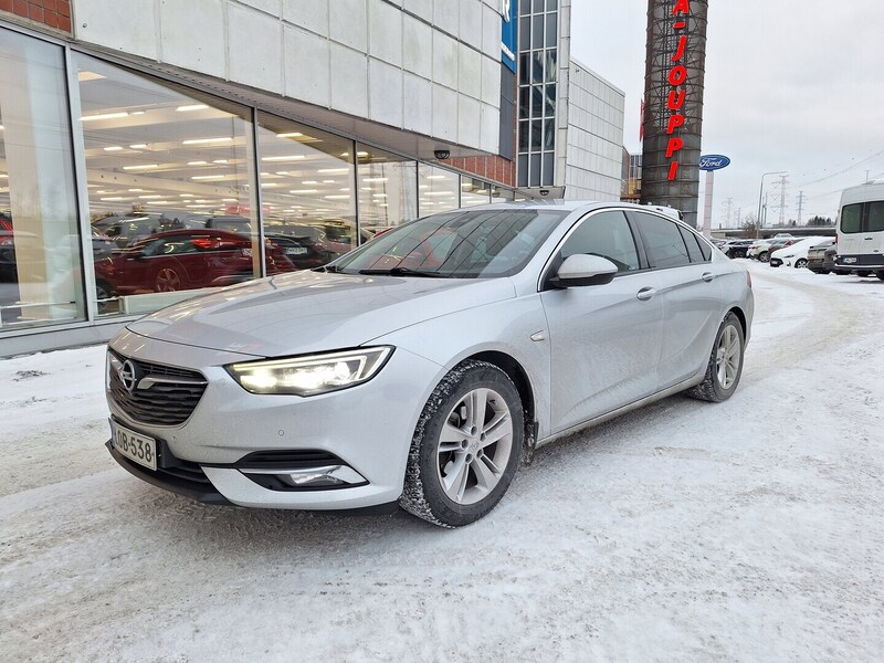 Opel Insignia vaihtoauto