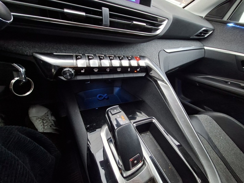 Peugeot 3008 vaihtoauto