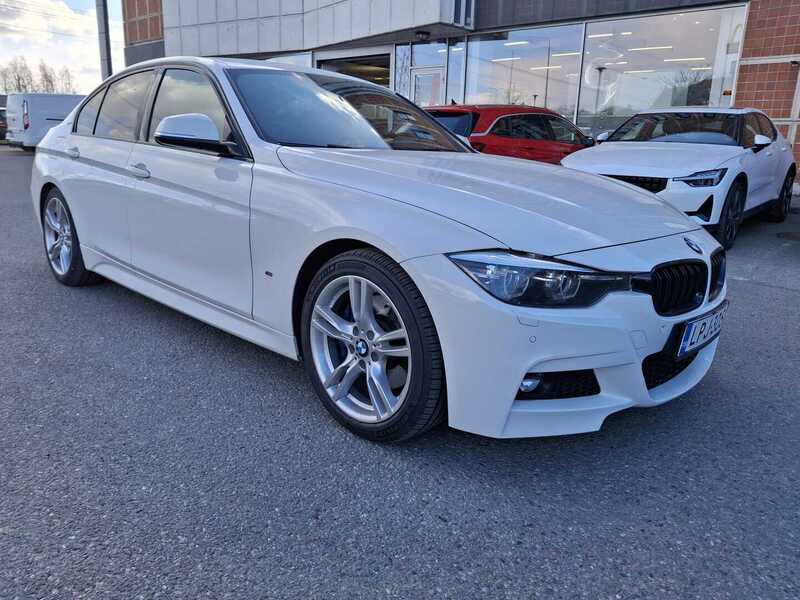 BMW 330 vaihtoauto