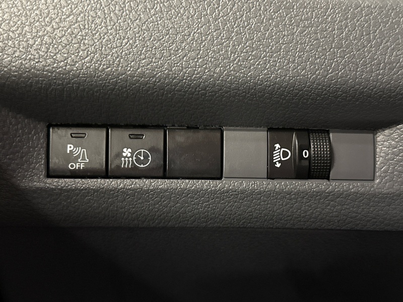 Opel Vivaro vaihtoauto