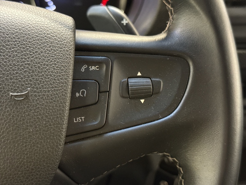 Opel Vivaro vaihtoauto