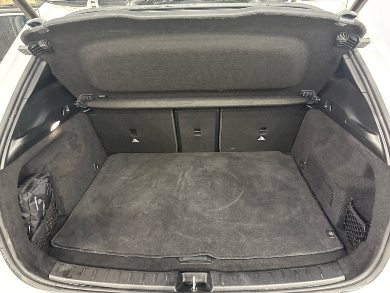 Mercedes-Benz EQA vaihtoauto