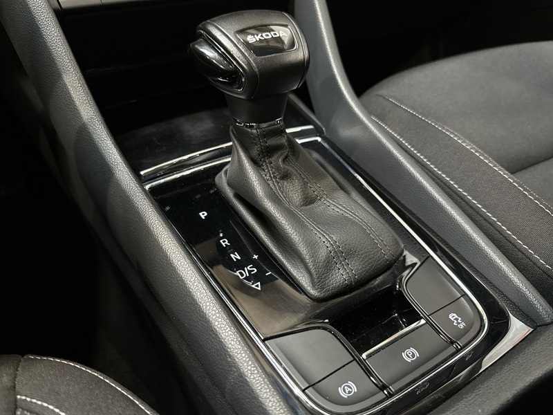 Skoda Karoq vaihtoauto