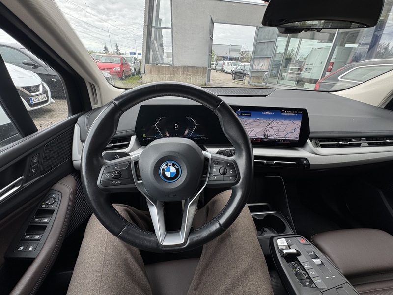 BMW 225 vaihtoauto