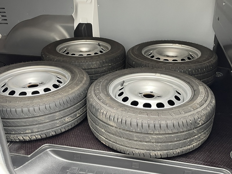 Peugeot e-Expert vaihtoauto