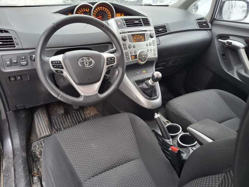 Toyota Verso vaihtoauto