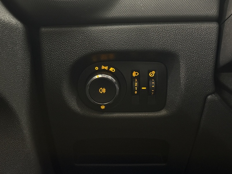 Opel Corsa vaihtoauto