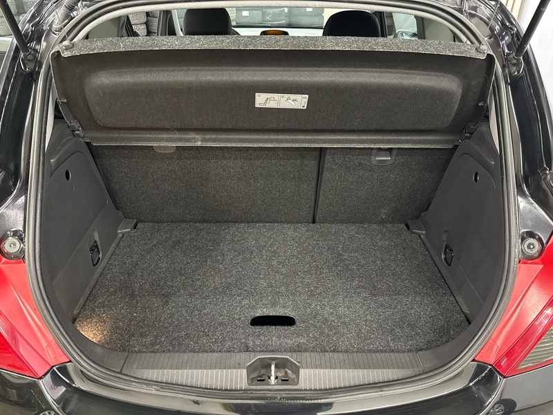 Opel Corsa vaihtoauto