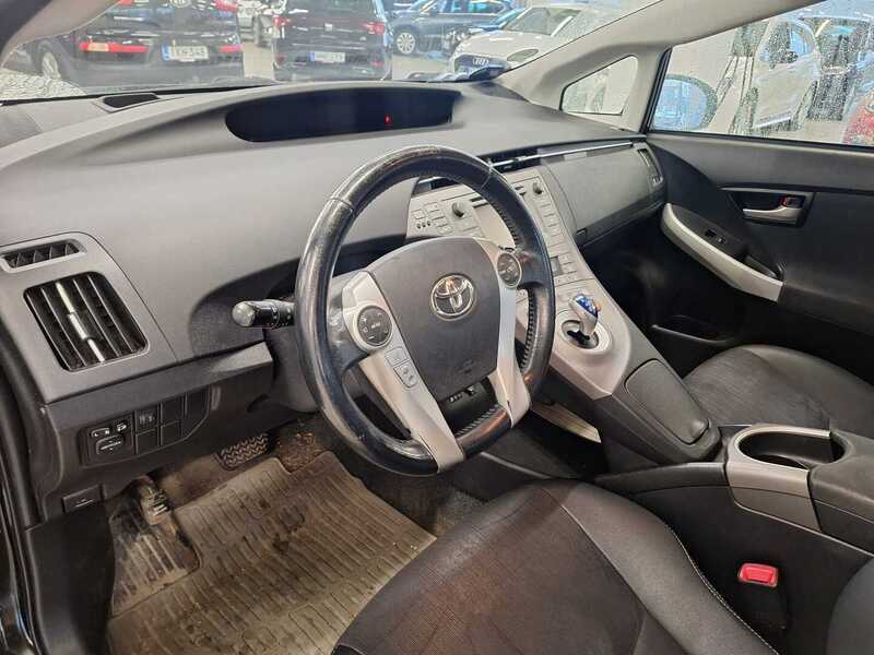 Toyota Prius vaihtoauto