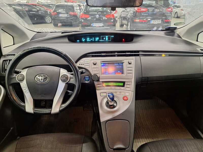 Toyota Prius vaihtoauto