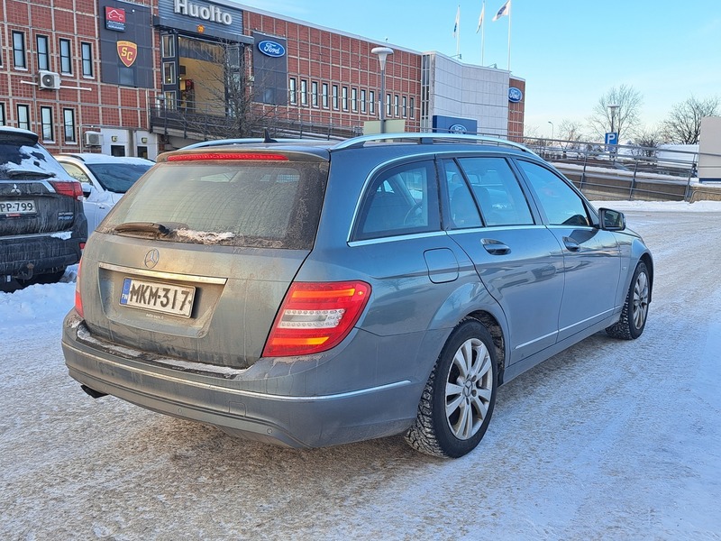 Mercedes-Benz C vaihtoauto