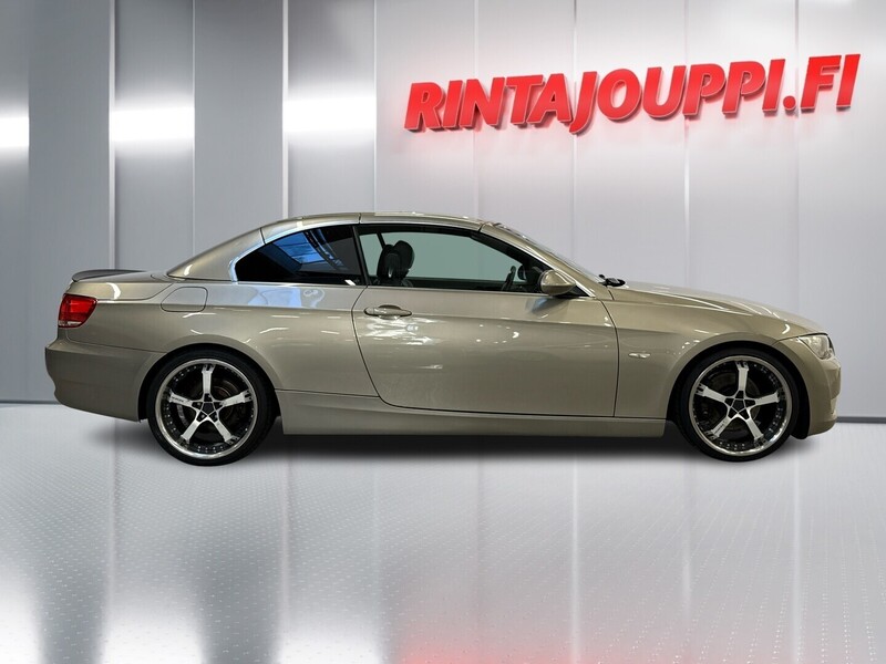 BMW 320 vaihtoauto