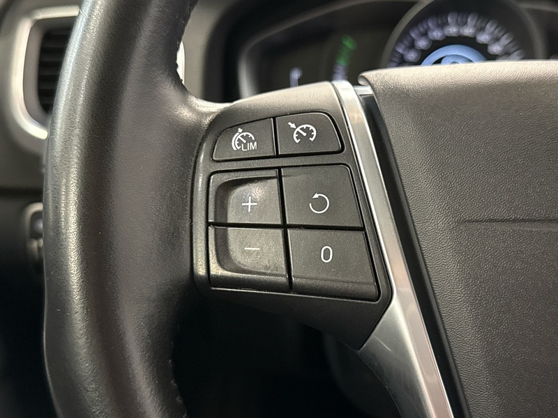 Volvo V60 Cross Country vaihtoauto