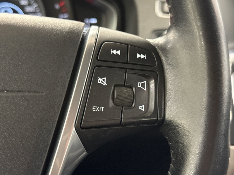 Volvo V60 Cross Country vaihtoauto