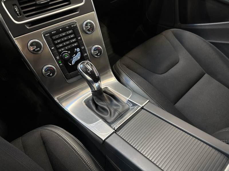 Volvo V60 Cross Country vaihtoauto