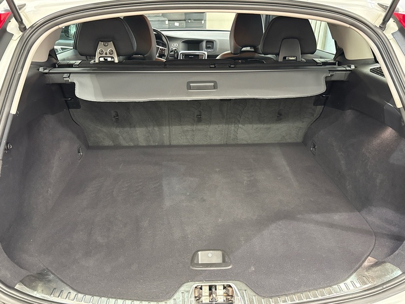 Volvo V60 Cross Country vaihtoauto