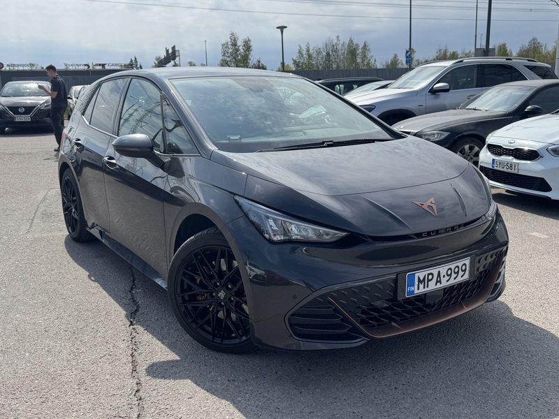 Cupra Born vaihtoauto
