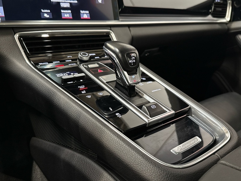 Porsche Panamera vaihtoauto