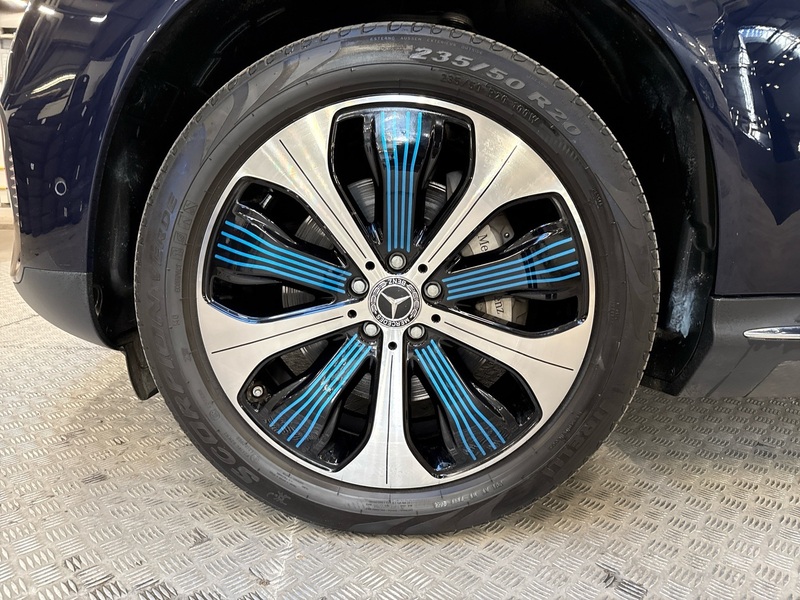 Mercedes-Benz EQC vaihtoauto