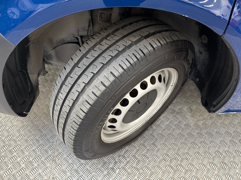 Volkswagen Transporter vaihtoauto