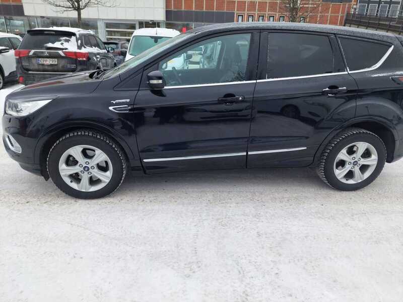 Ford Kuga vaihtoauto