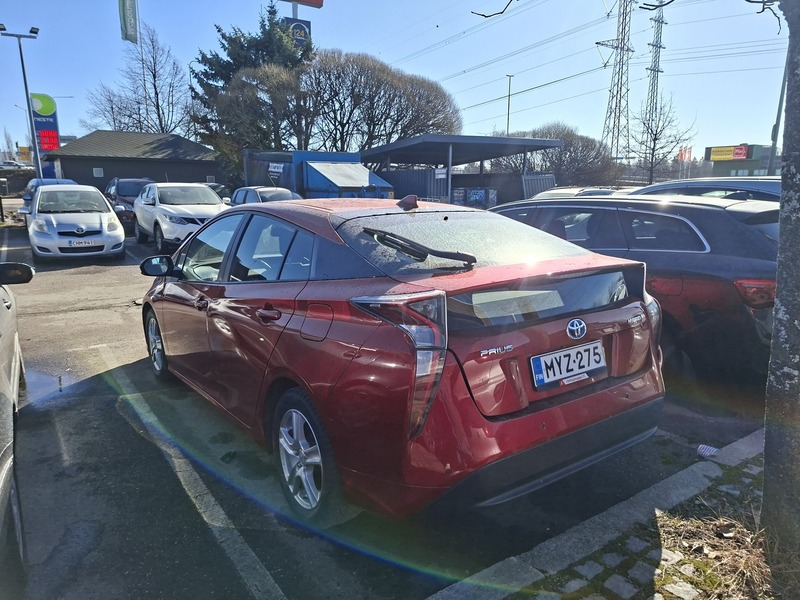 Toyota Prius vaihtoauto