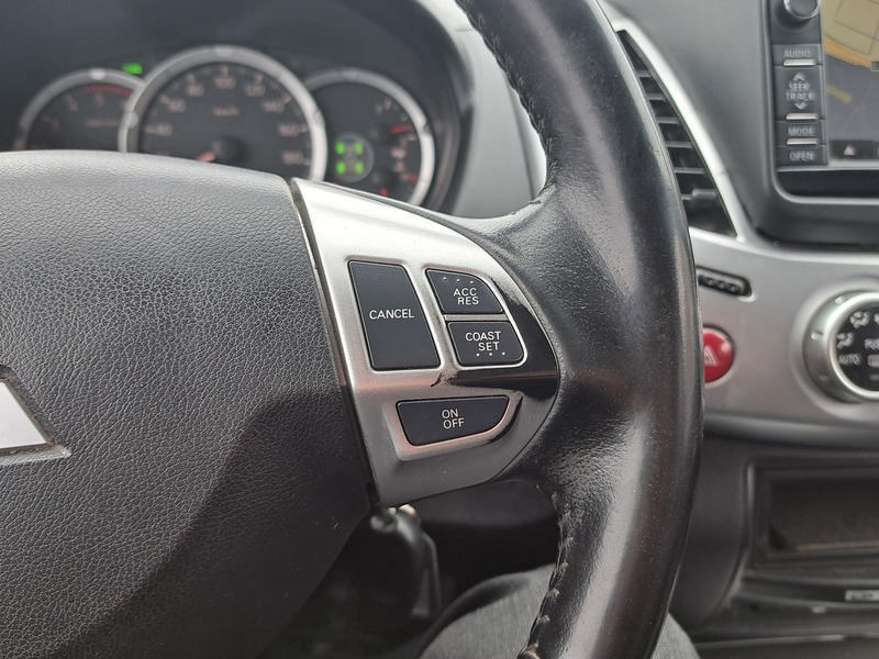 Mitsubishi L200 vaihtoauto