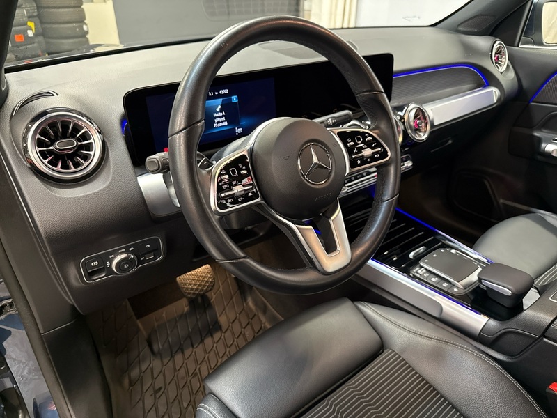 Mercedes-Benz EQB vaihtoauto