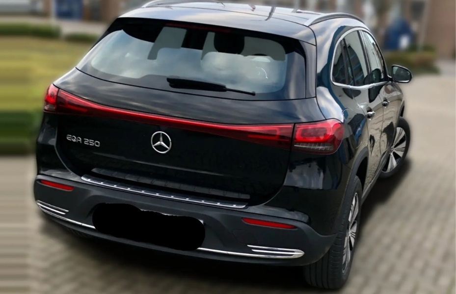 Mercedes-Benz EQB vaihtoauto