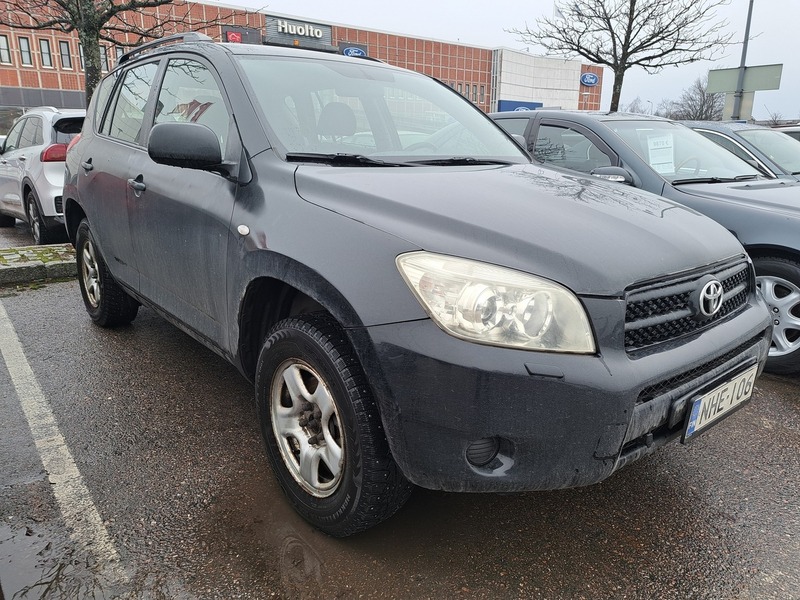 Toyota RAV4 vaihtoauto