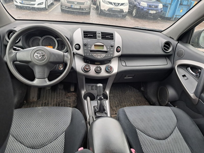 Toyota RAV4 vaihtoauto