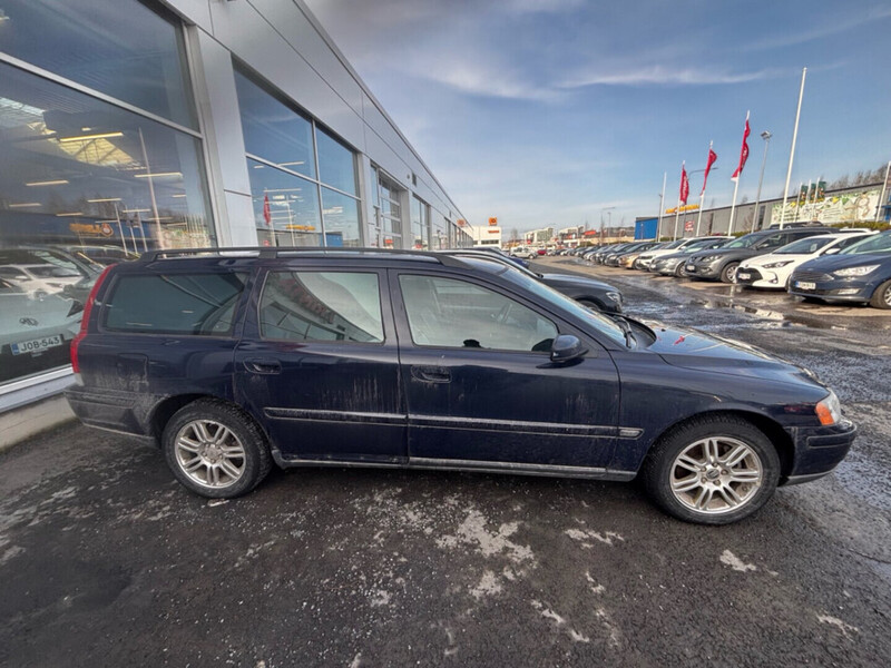 Volvo V70 vaihtoauto