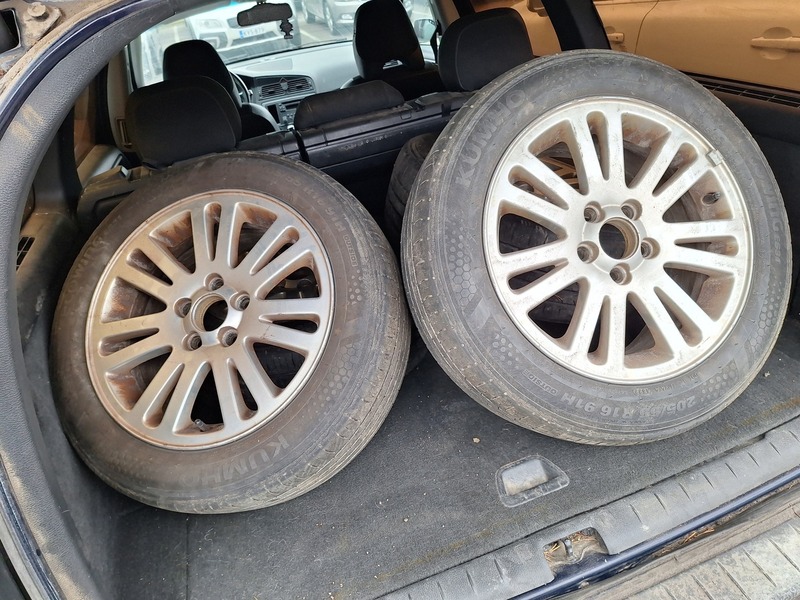 Volvo V70 vaihtoauto