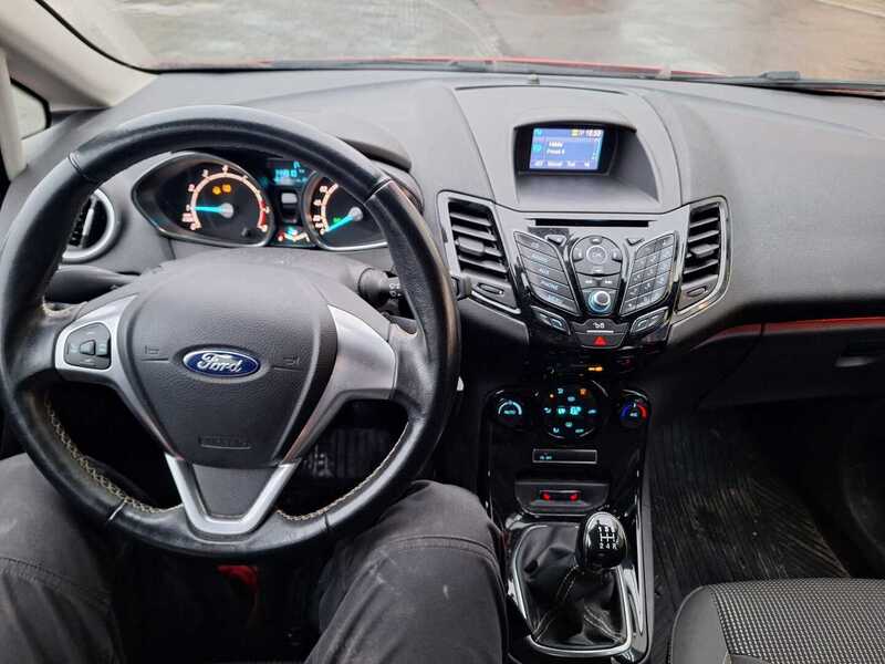 Ford Fiesta vaihtoauto